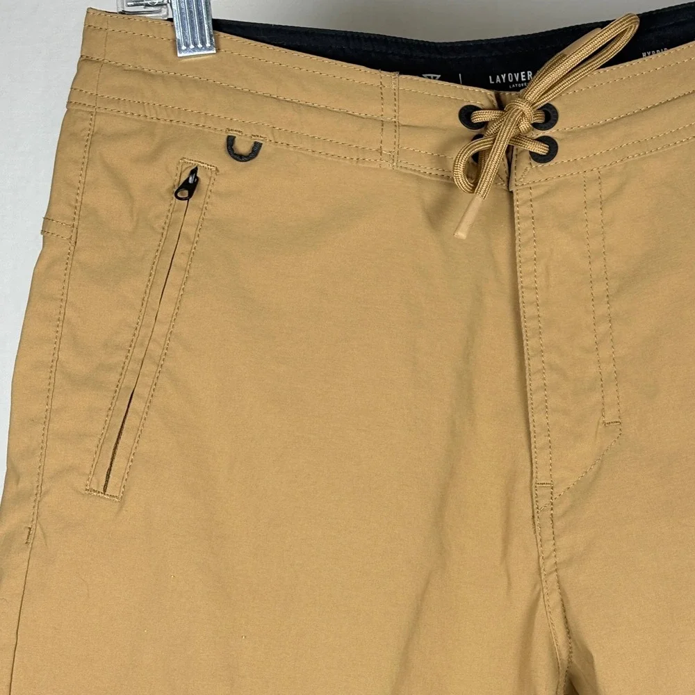 Roark Layover Trail Hybrid Adventure Shorts Khaki Tan Mens 30 Stretch Travel EUC
